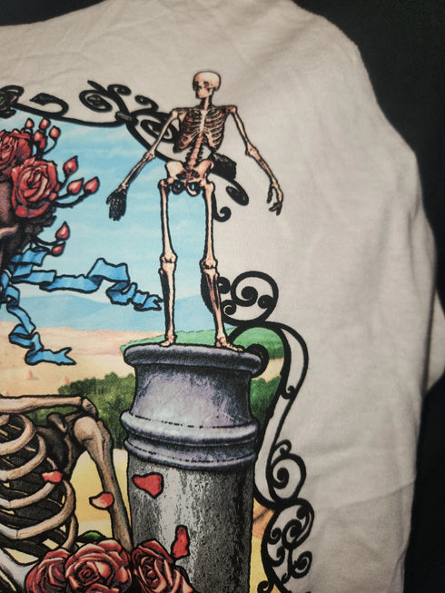 Grateful Dead - Modern Reprint of a Classic 1998 Bertha Long Sleeve Raglan Tshirt (Size XL) - Mint Condition (#146) - StealieShop