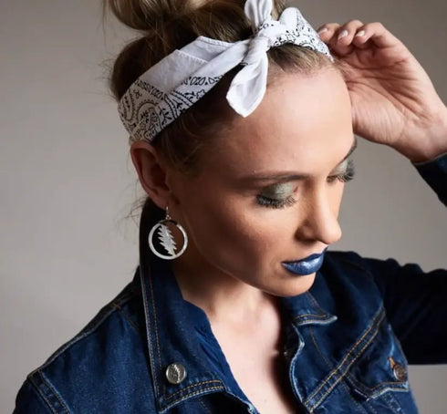 Grateful Dead - 13 Point Lightning Bolt Sterling Silver Mother Of Pearl Drop Earring - StealieShop